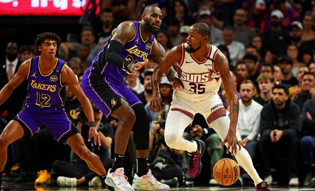 杜兰特迎来二十赛季出色发挥，FPX观众热烈欢呼！-在线入口